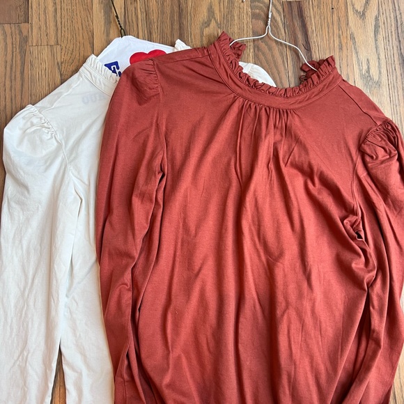 2 - Cotton long sleeve blouses - Picture 2 of 3